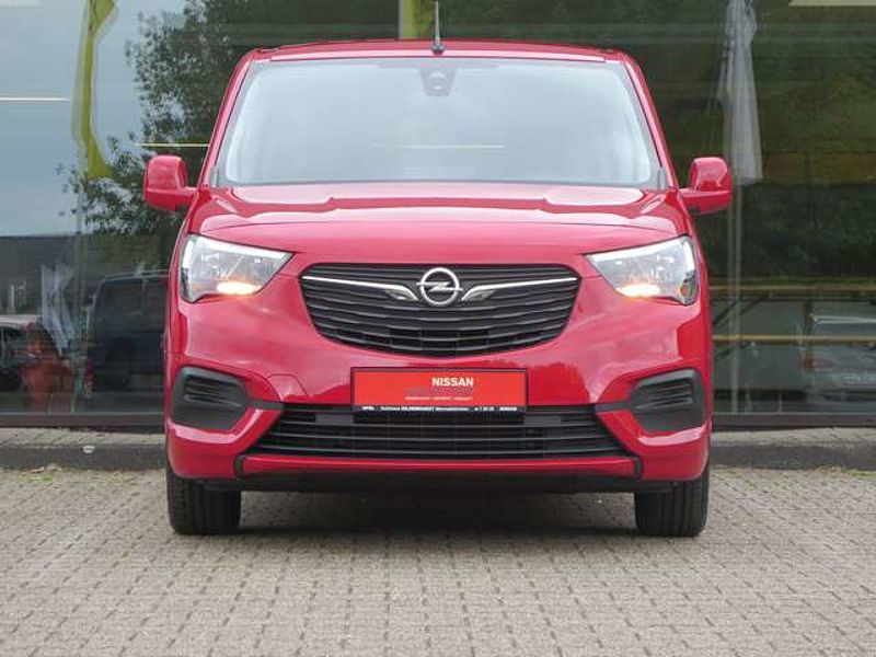 Opel Combo Life Edition AHK Schiebetüren Grip and Go